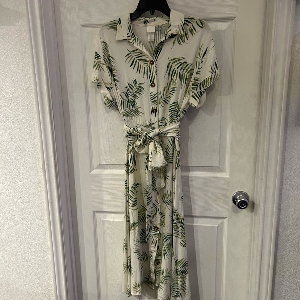 H&M Green Leaf Print Dress - Picture 2 of 11